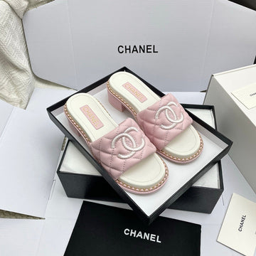 CC 26SS Pink White Quilted Lambskin 726543
