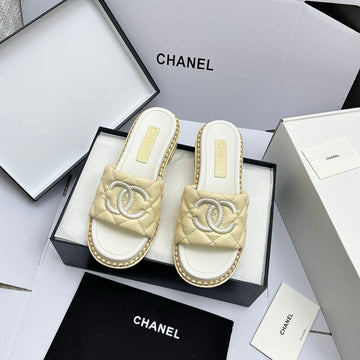 CC 26SS Lemon Yellow White Quilted Lambskin 726544