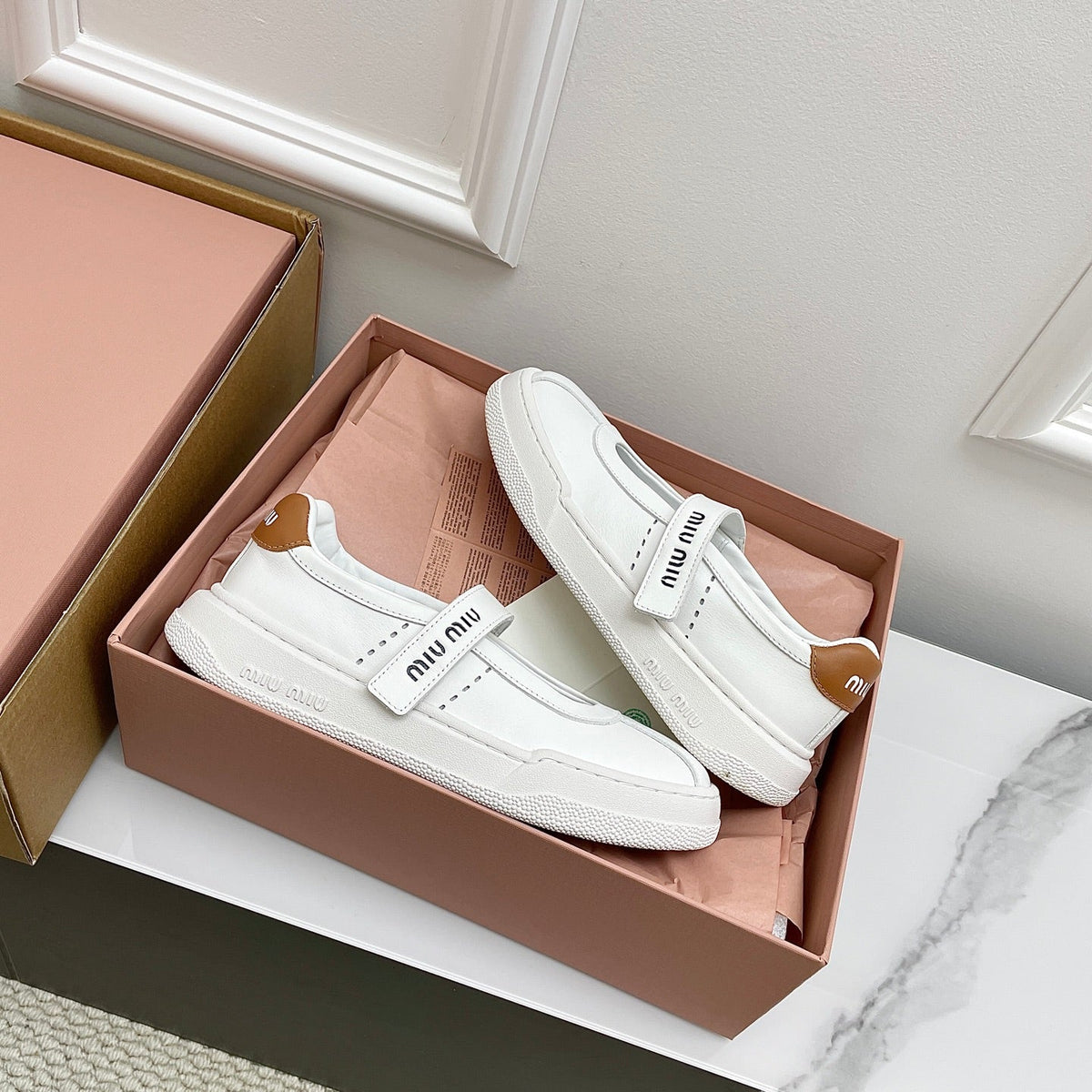 Miu 26s Mary Jane Ballerinas Brown White Calfskin 726832