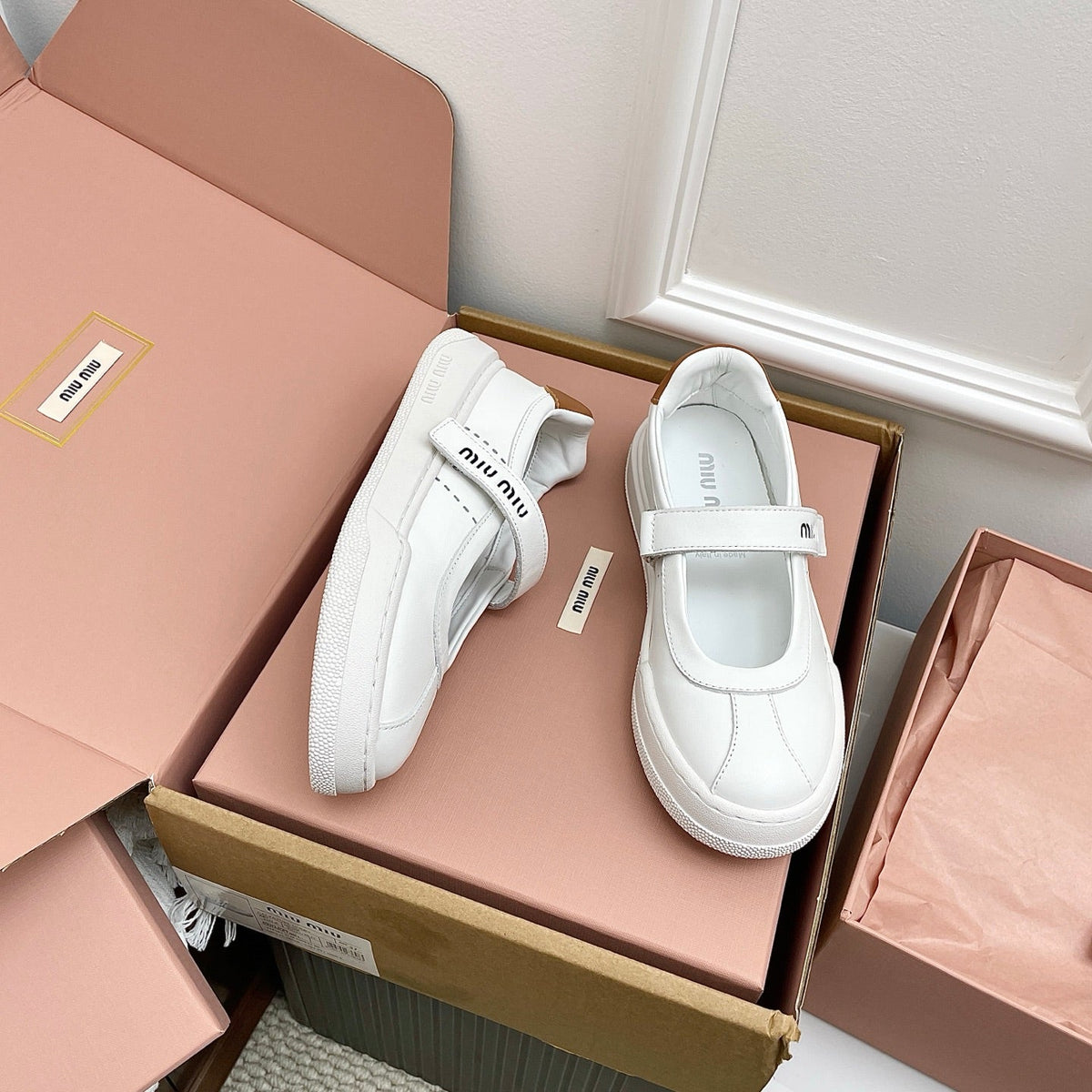 Miu 26s Mary Jane Ballerinas Brown White Calfskin 726832