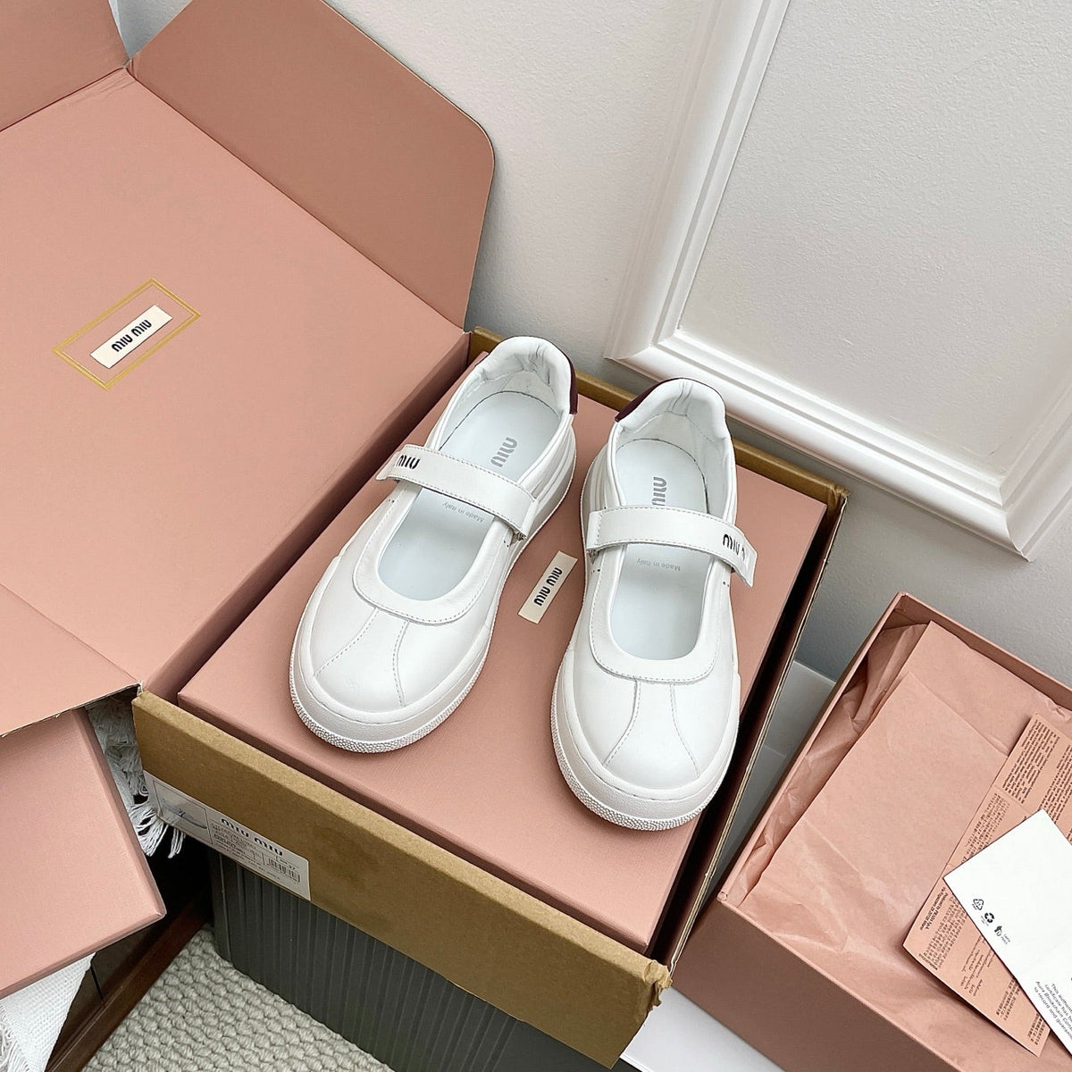 Miu 26s Mary Jane Ballerinas Coffee White Calfskin 726833
