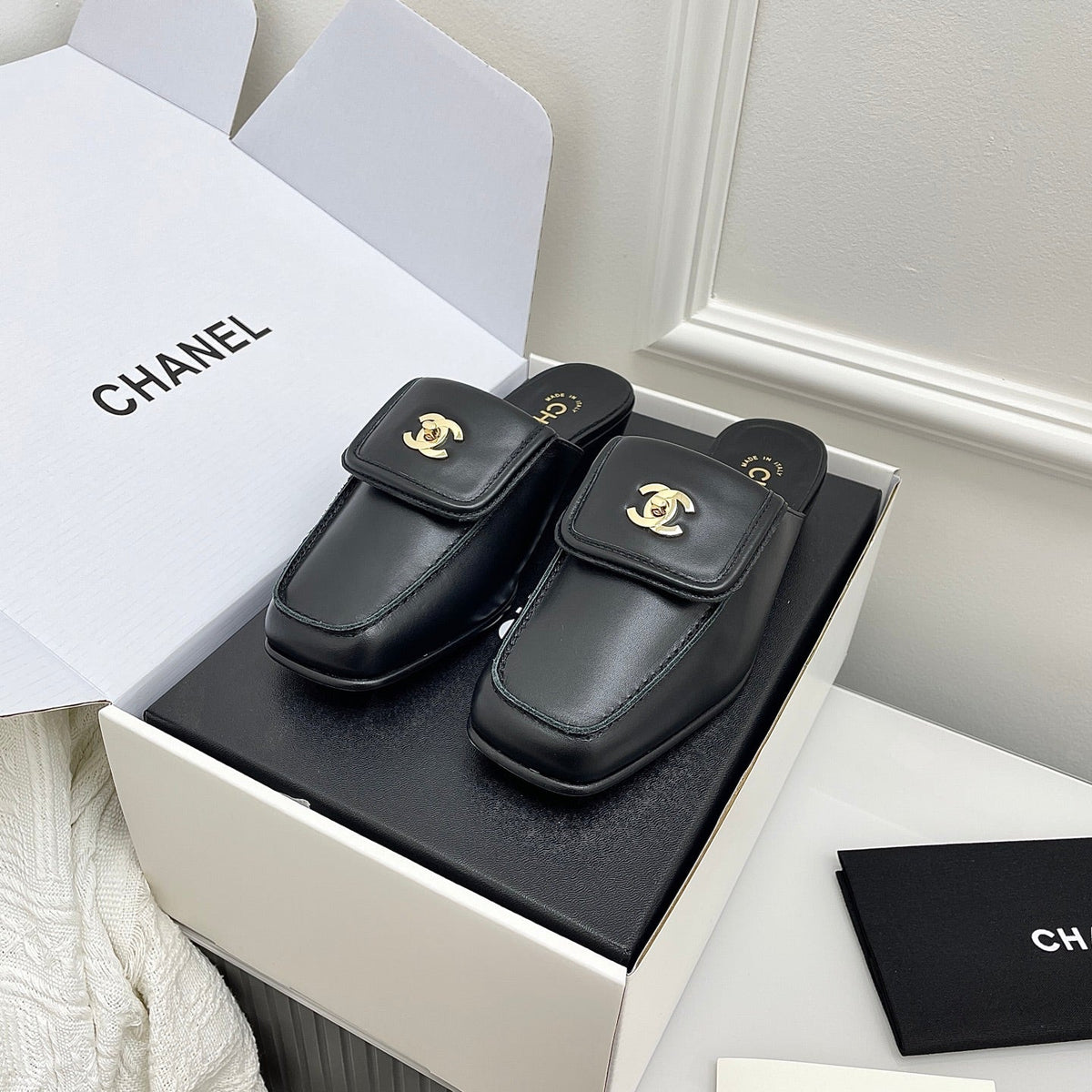 CC Double C Buckle Square Mules Black Sheepskin 726527