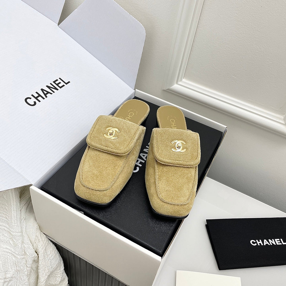 CC Double C Buckle Square Mules Khahi Suede 726528