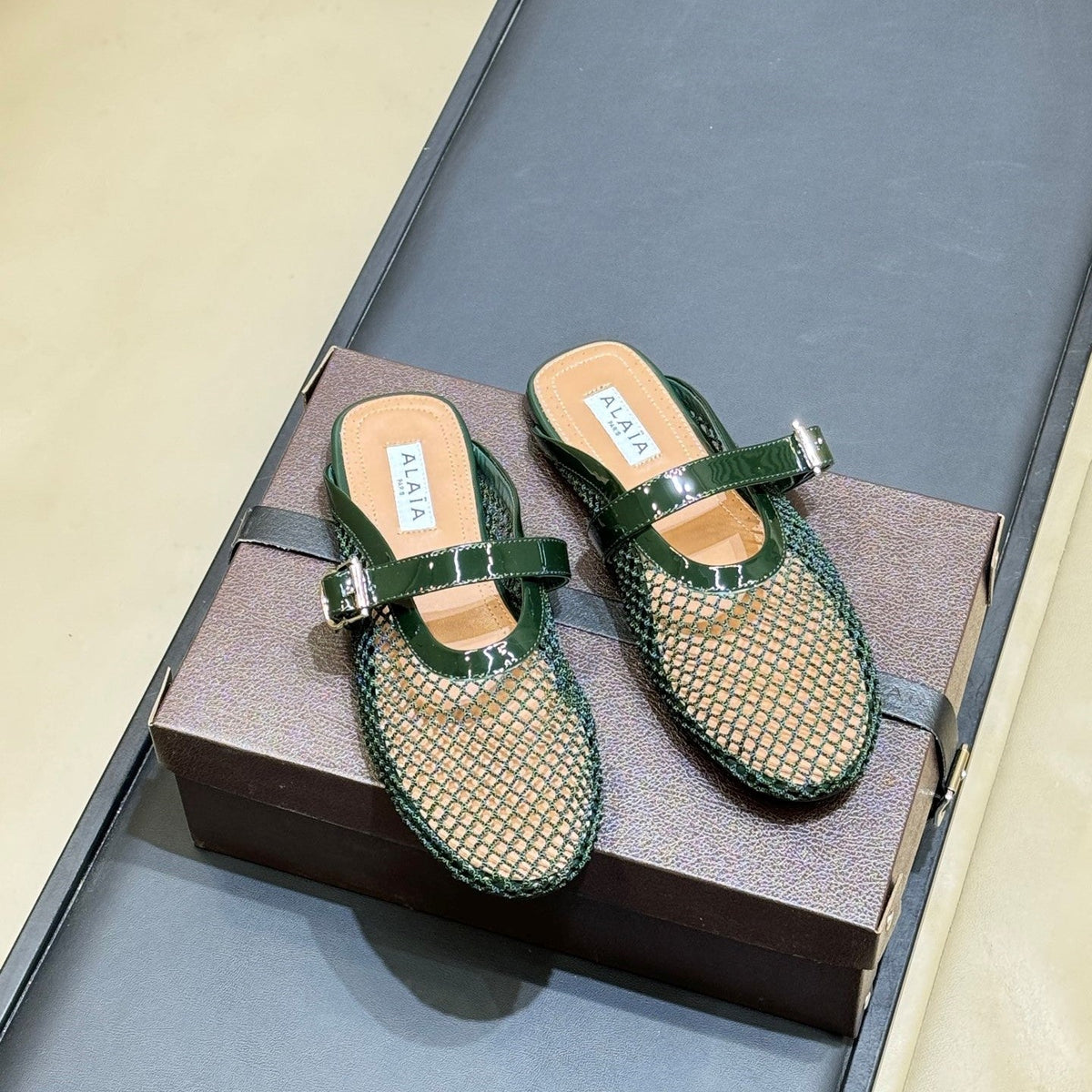 Alaia 26s Fishing Net Mule Teal Green Patent Leather 820349