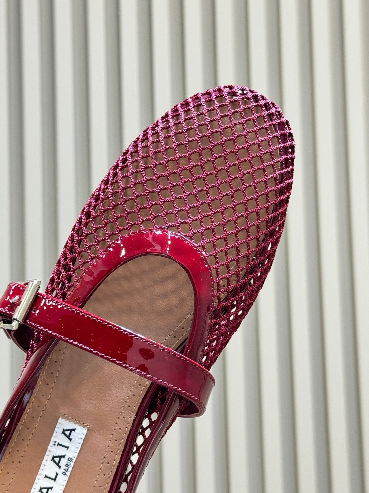 Alaia 26s Fishing Net Mule Burgundy Patent Leather 820350