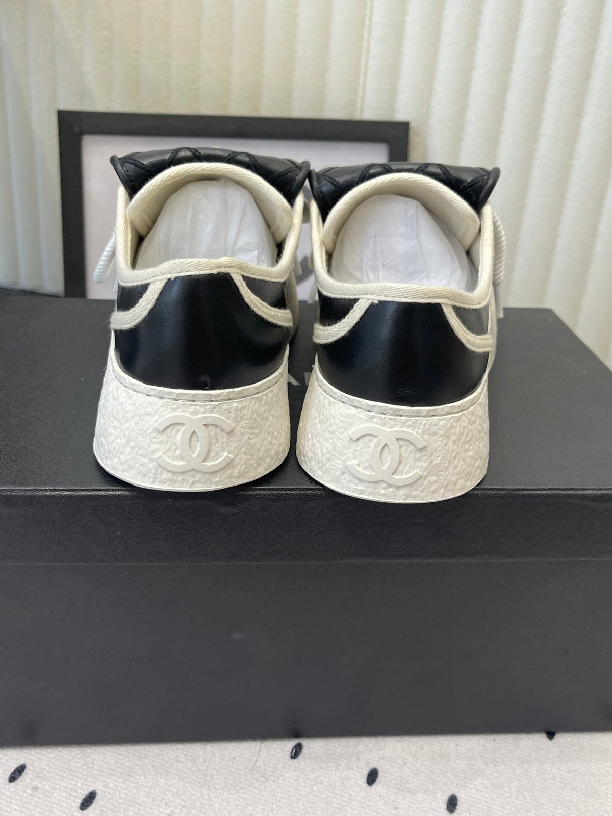 CC 2026s Sneakers Black White Leather 720087