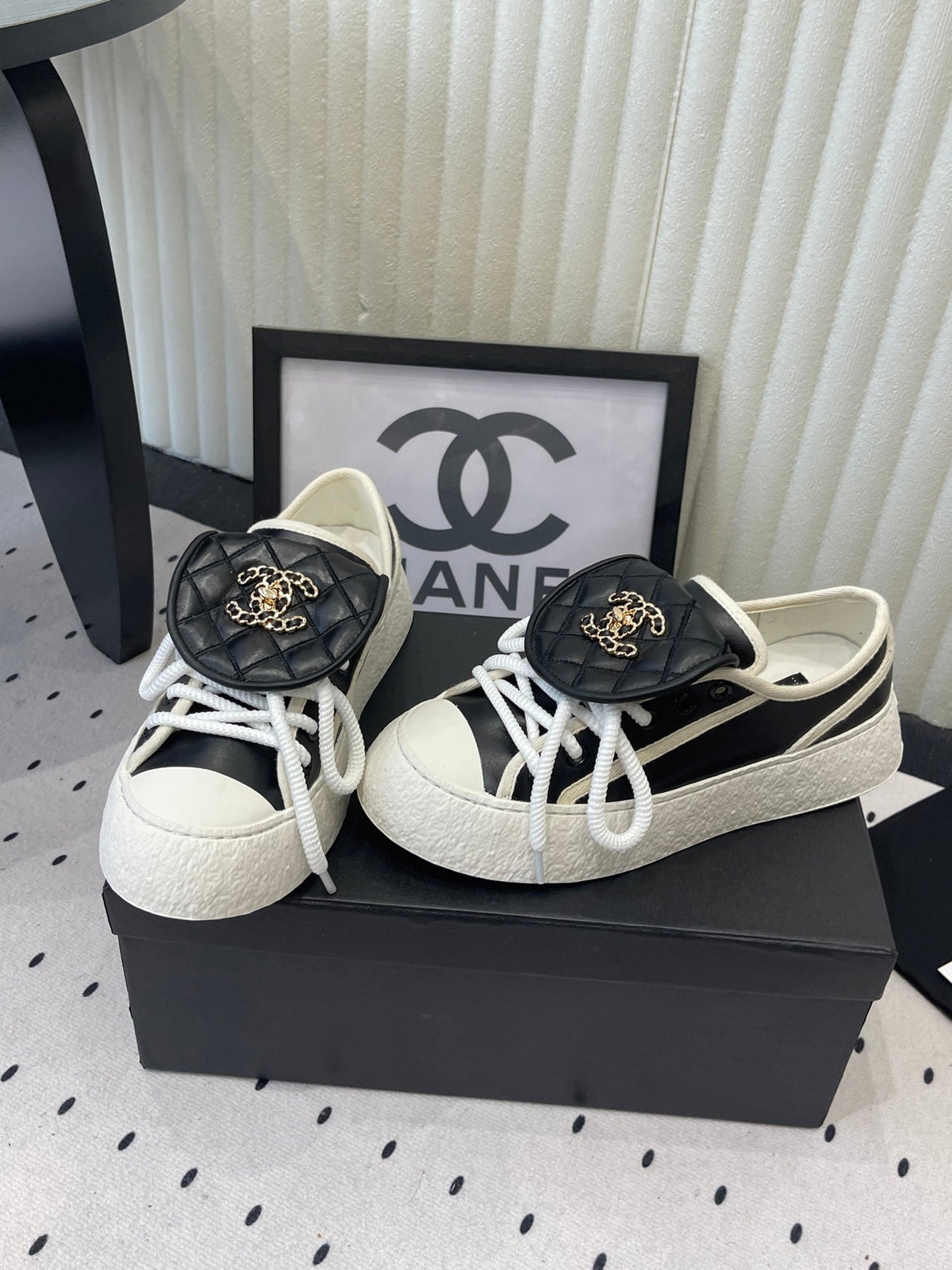 CC 2026s Sneakers Black White Leather 720087