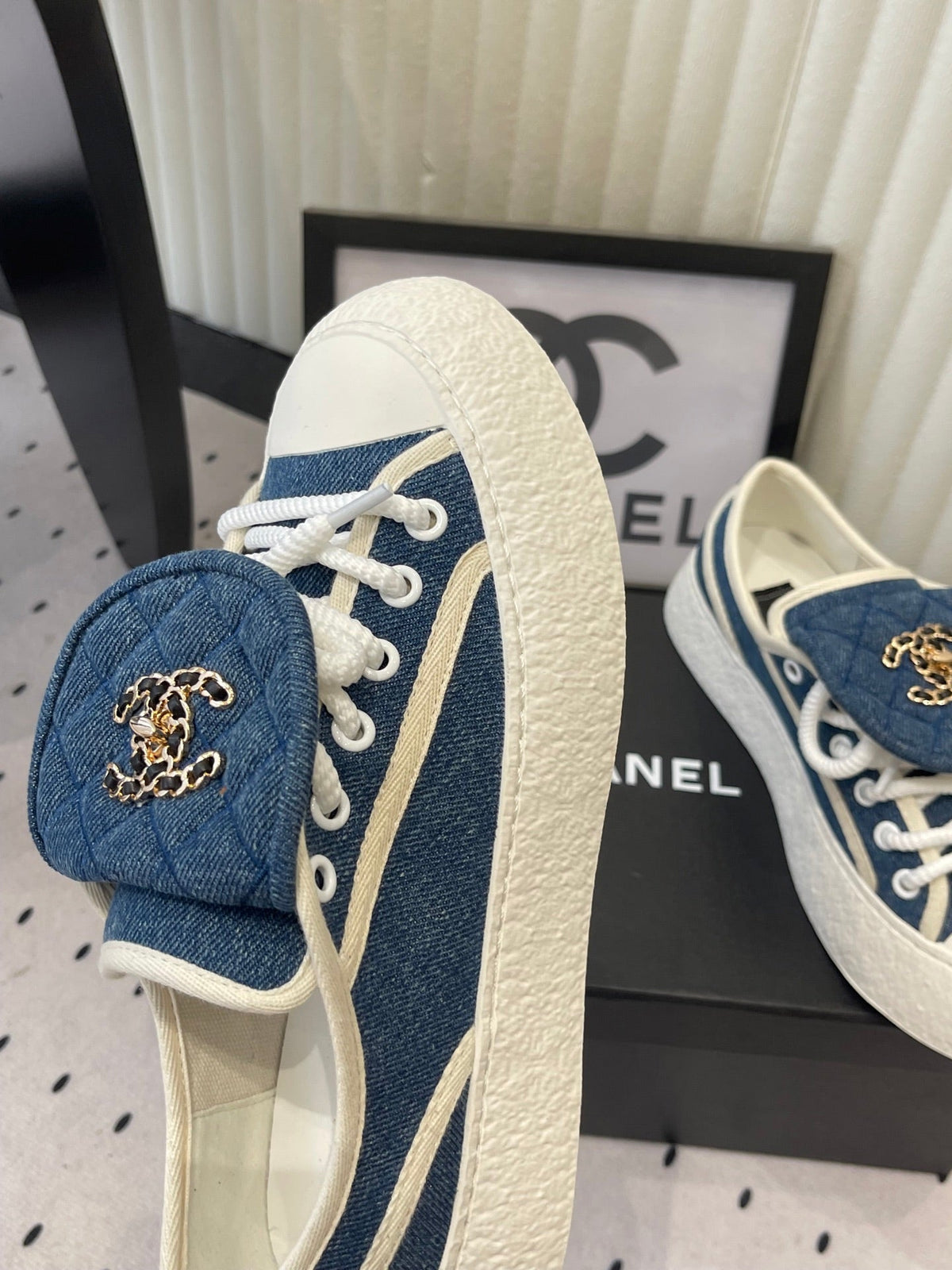 CC 2026s Sneakers Blue White Denim Leather 720090