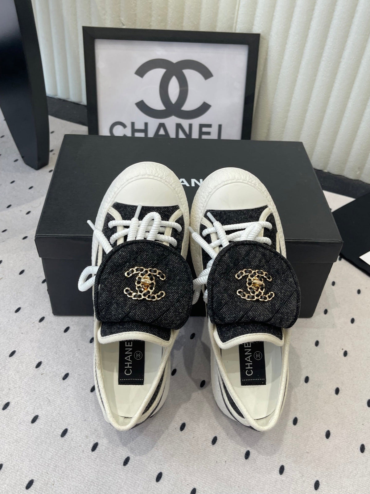 CC 2026s Sneakers Black White Denim Leather 720091