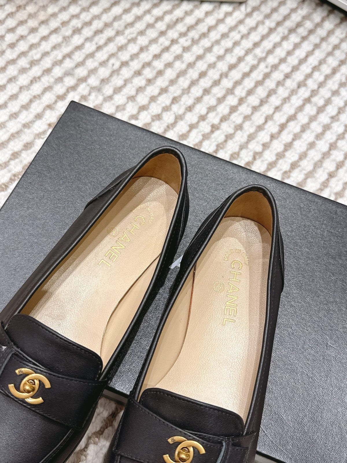 CC Double C Loafers Black Leather 721522