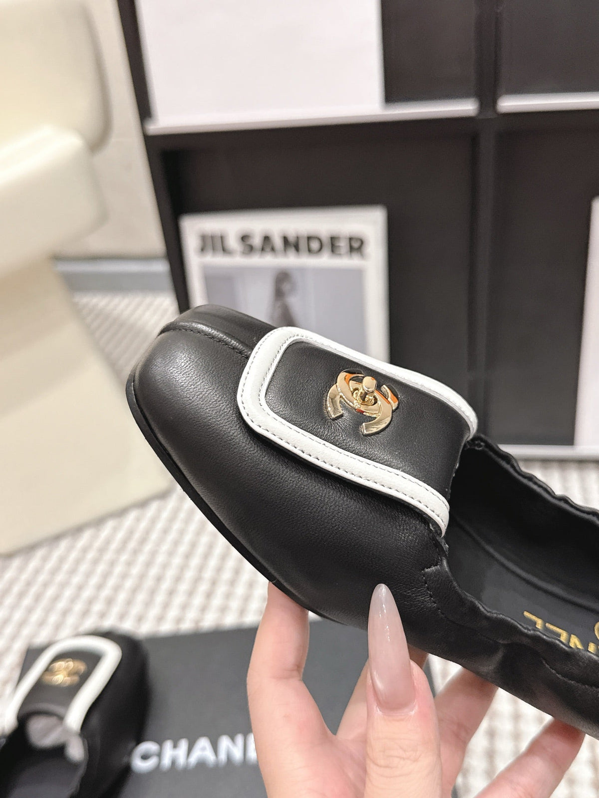 CC Ballet Flats White Black Soft Leather 721500