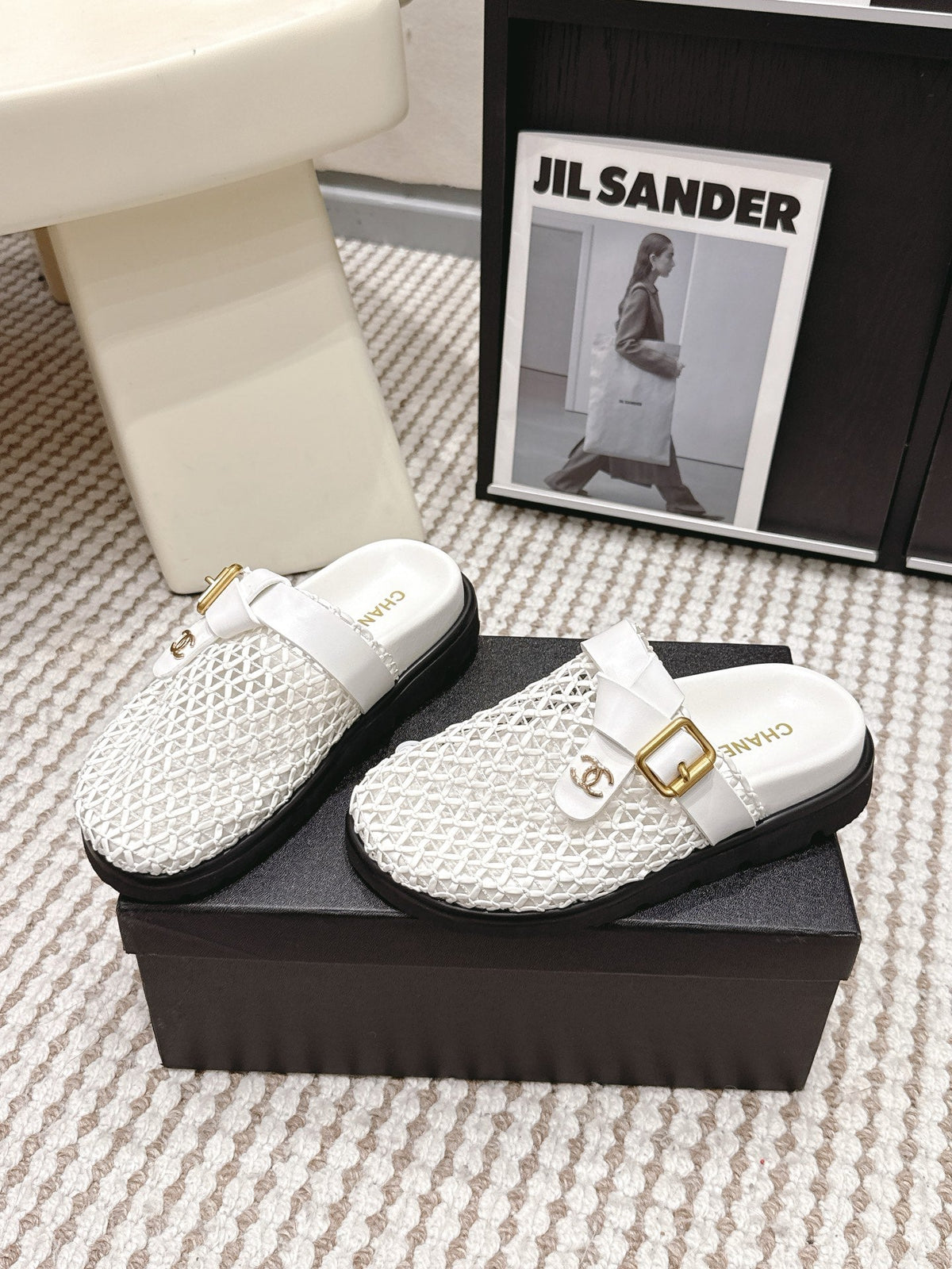 CC Woven Clog White Glossy Leather 721526