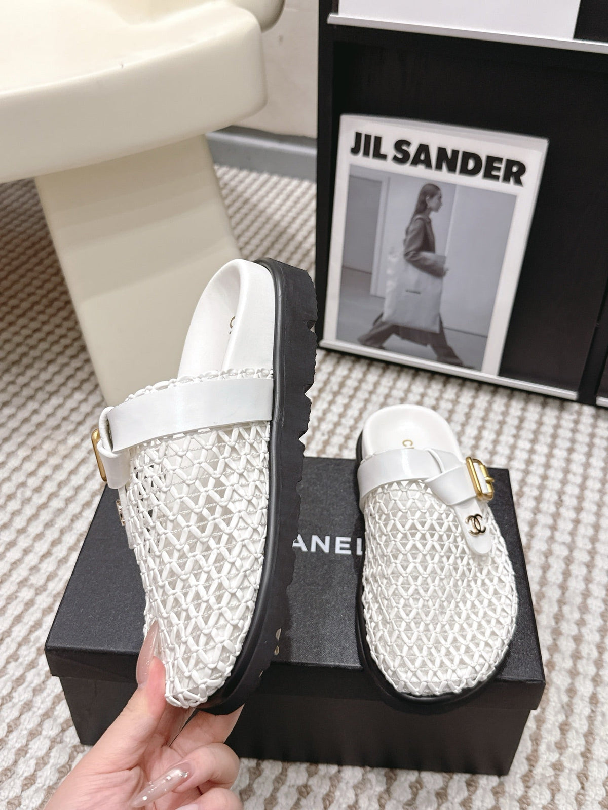 CC Woven Clog White Glossy Leather 721526