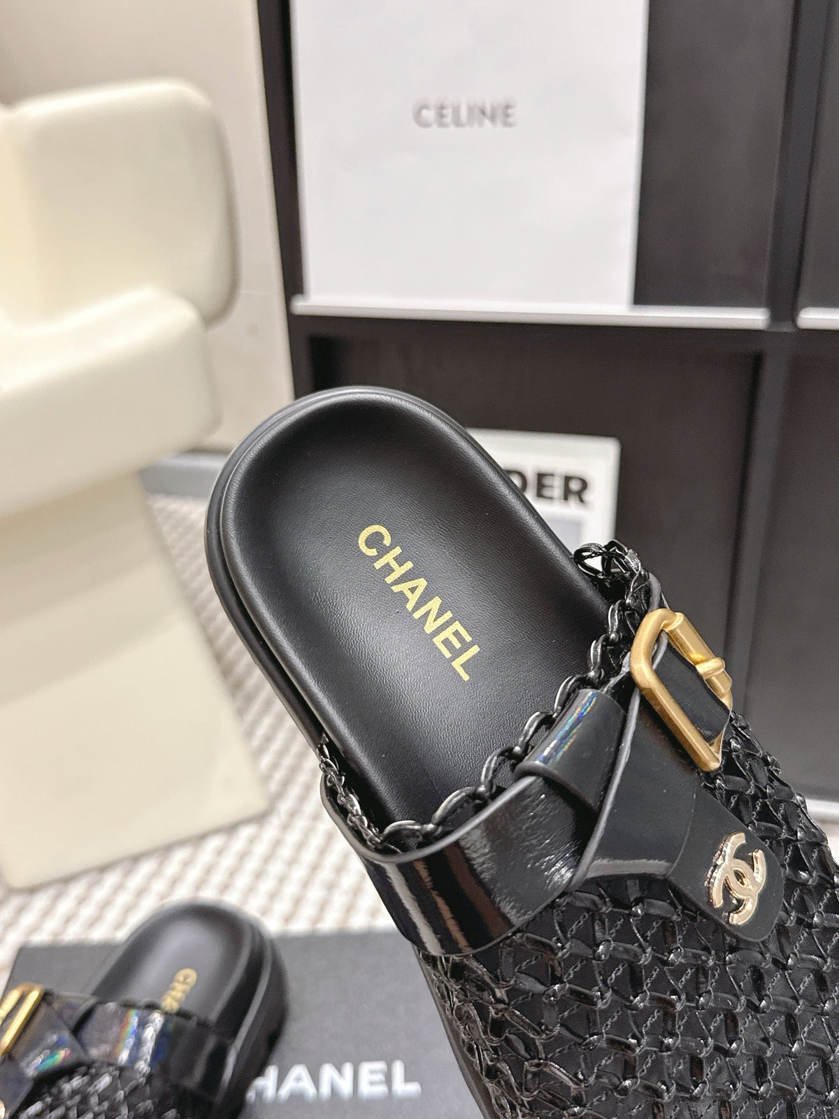 CC Woven Clog Black Glossy Leather 721527