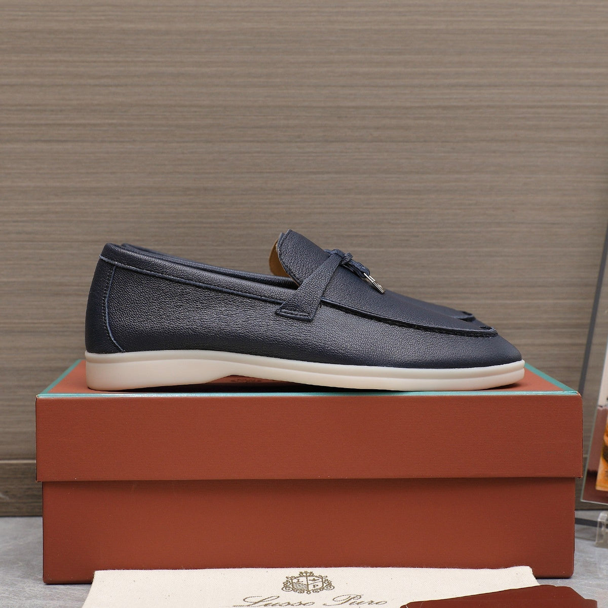 LP SUMMER CHARMS WALK LOAFERS NAVY LAMBSKIN