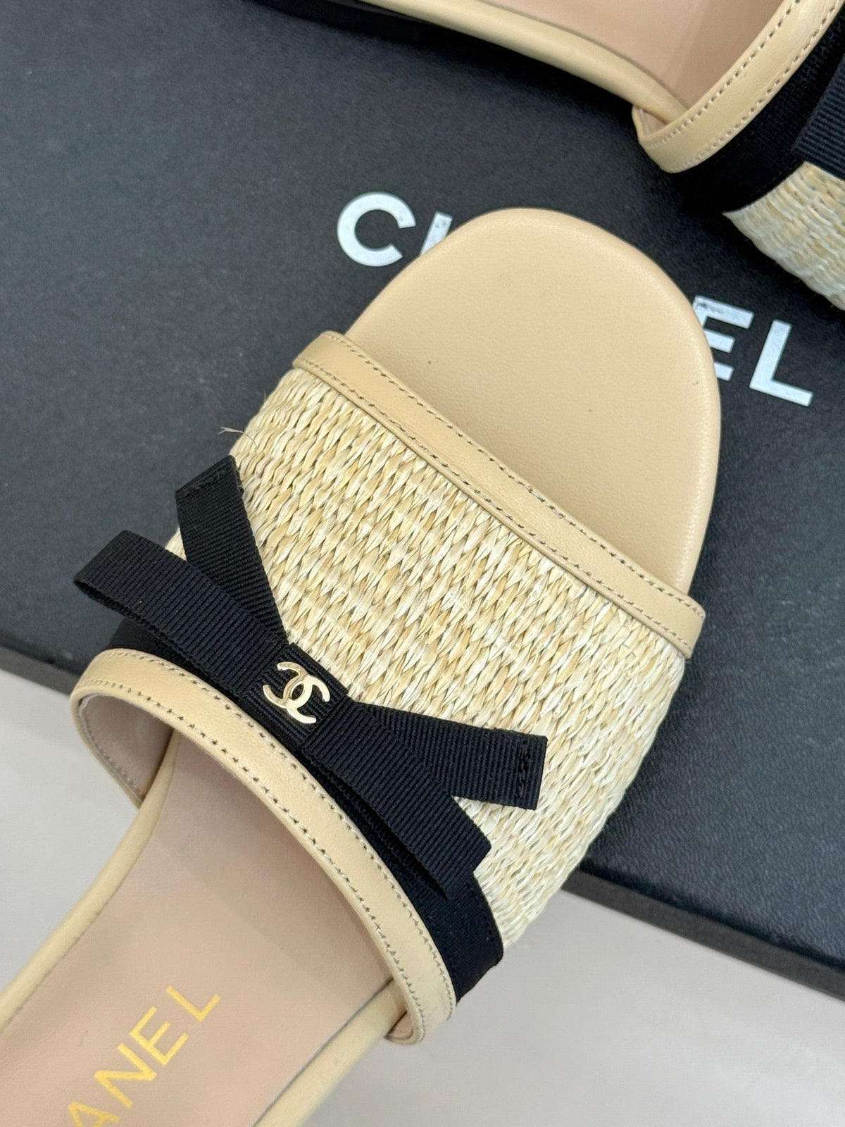 CC 26S Double C Bow Braid Slippers Beige Sheepskin Woven 717781