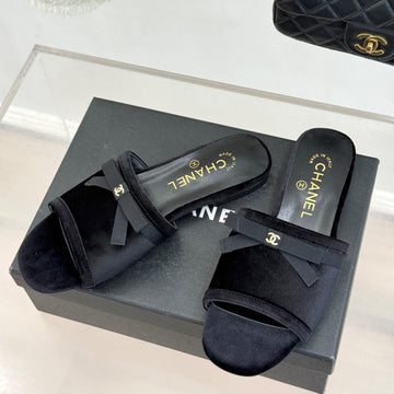 CC 26S Double C Bow Braid Slippers Black Velvet 717786