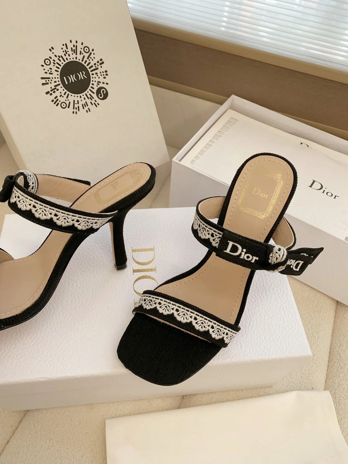 CD 26s High Heel Sandal 100 Black Canvas Sheepskin 664176