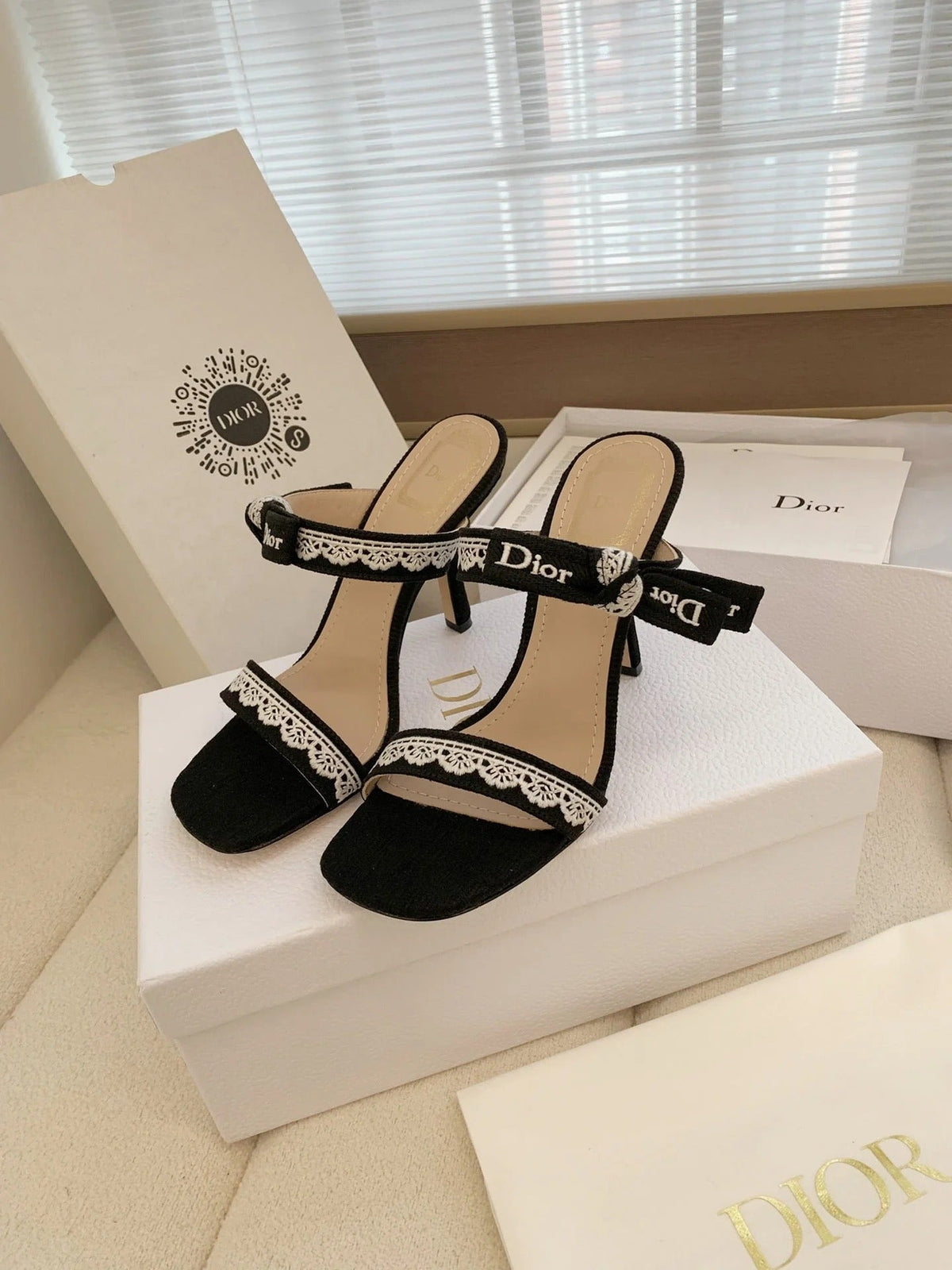 CD 26s High Heel Sandal 100 Black Canvas Sheepskin 664176