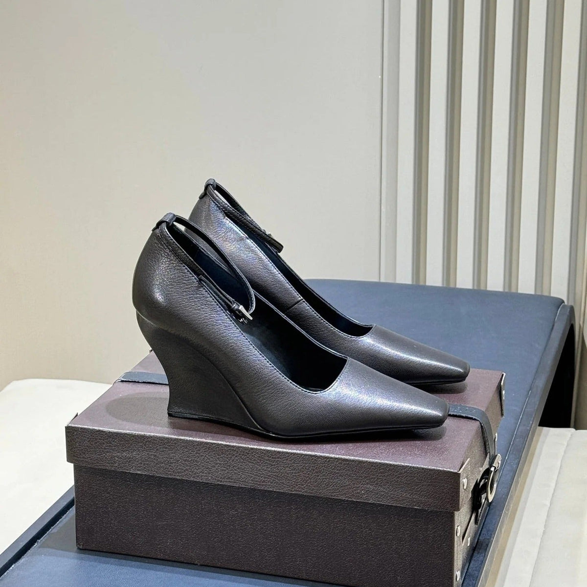 Alaia 2026 Wedge Pumps Goatskin 789591