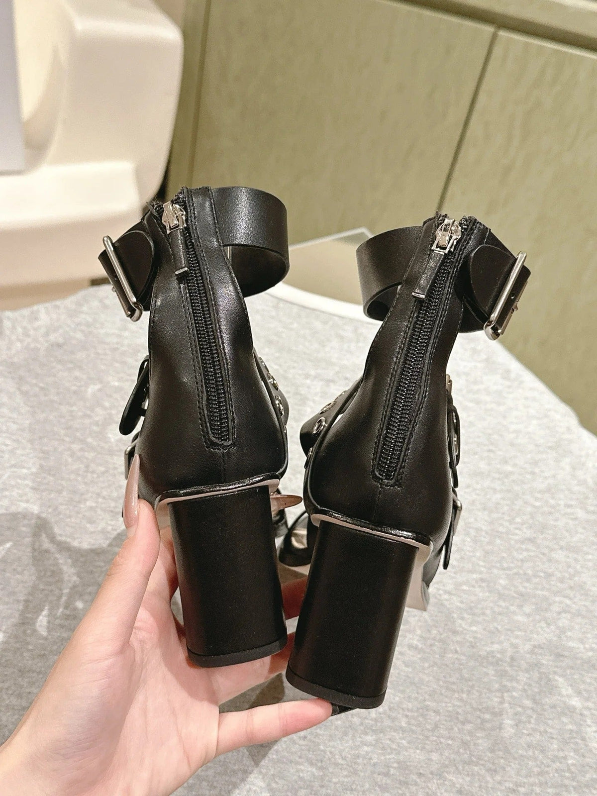 CD 26s High Heel Sandal 65 Black Sheepskin 661537