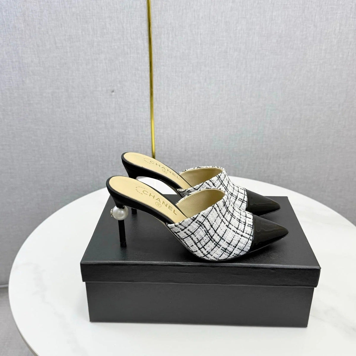 Chanel 2026 Pointy Heeled Mules 85mm Tweed Pearl 801951