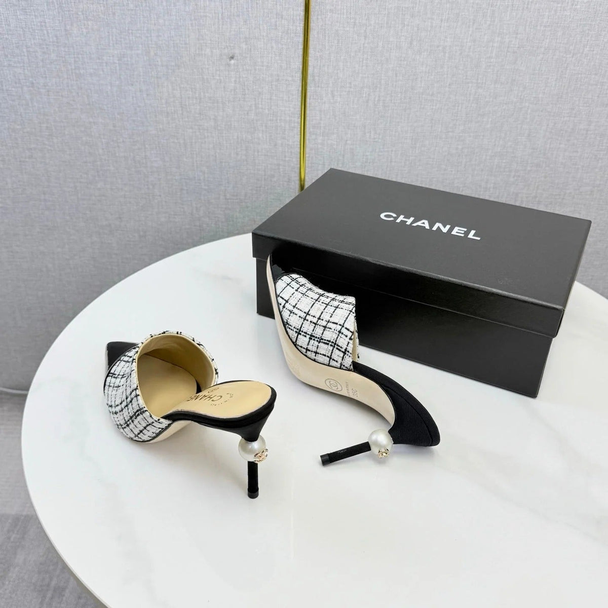 Chanel 2026 Pointy Heeled Mules 85mm Tweed Pearl 801951