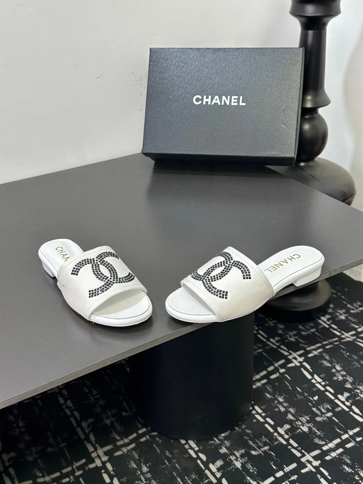 CC 2026 Slippers White Canvas Sheepskin 668148