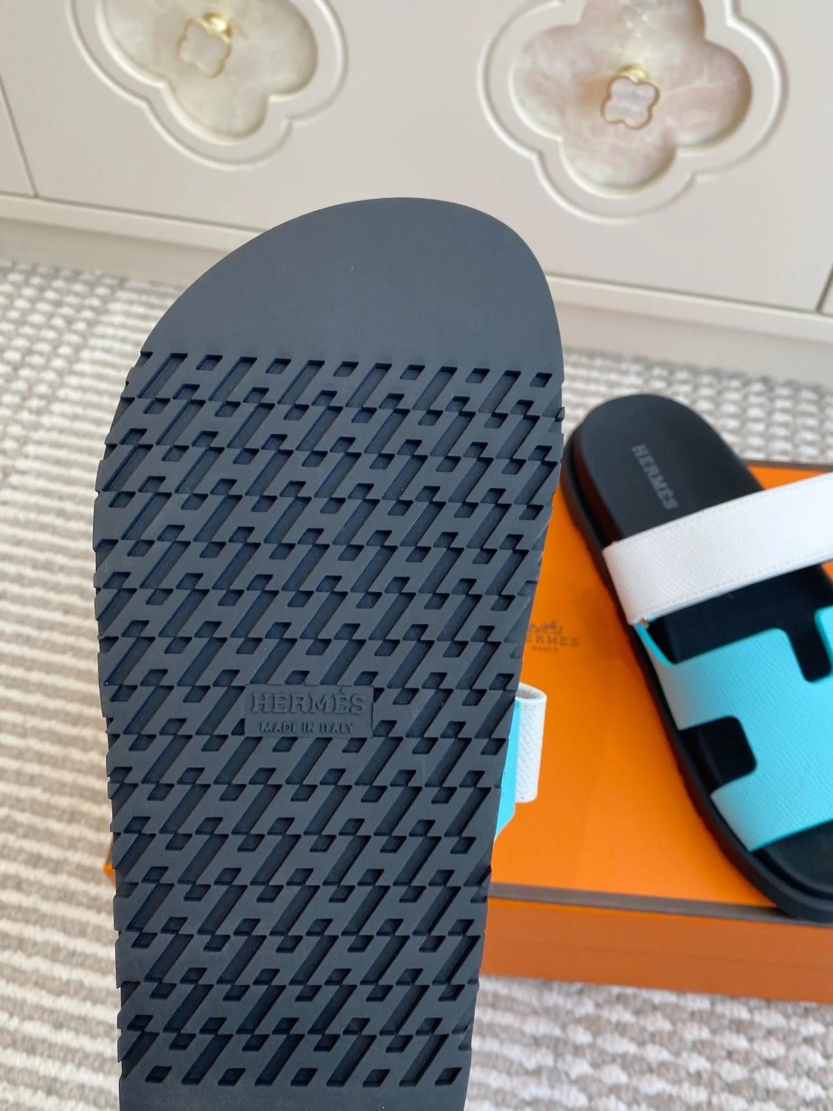 HM 2026 Velcro Slippers Black Blue White Cowhide 667466