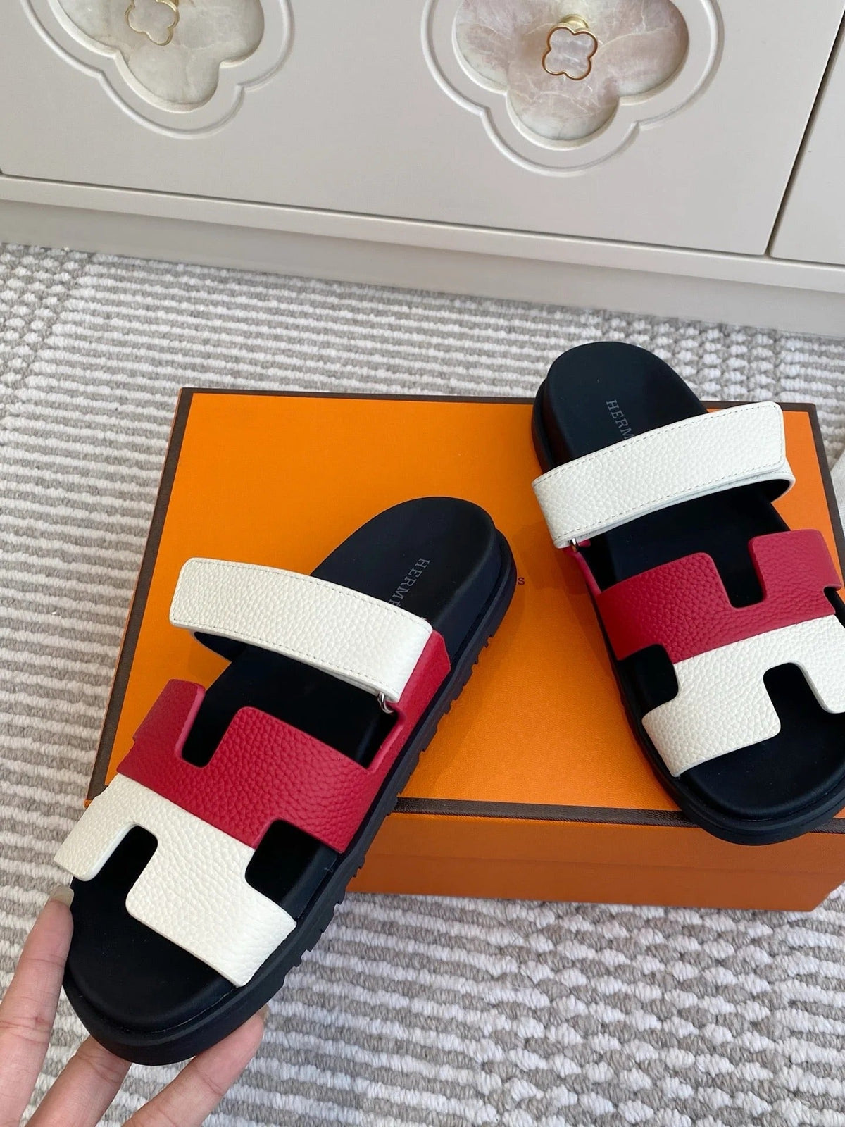 HM 2026 Velcro Slippers Black White Red Cowhide 667465