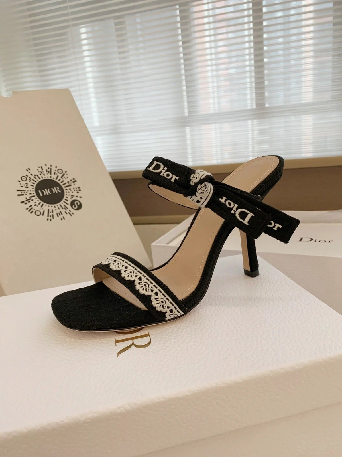 CD 26s High Heel Sandal 100 Black Canvas Sheepskin 664176