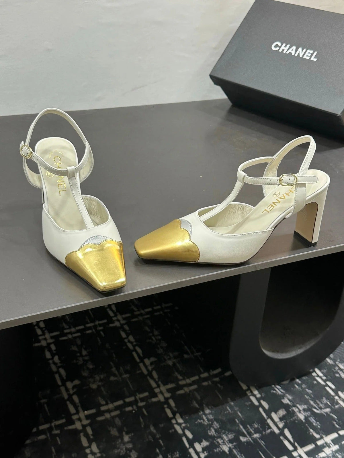 Chanel 2026 Slingback Pumps Leather Sheepskin 832516