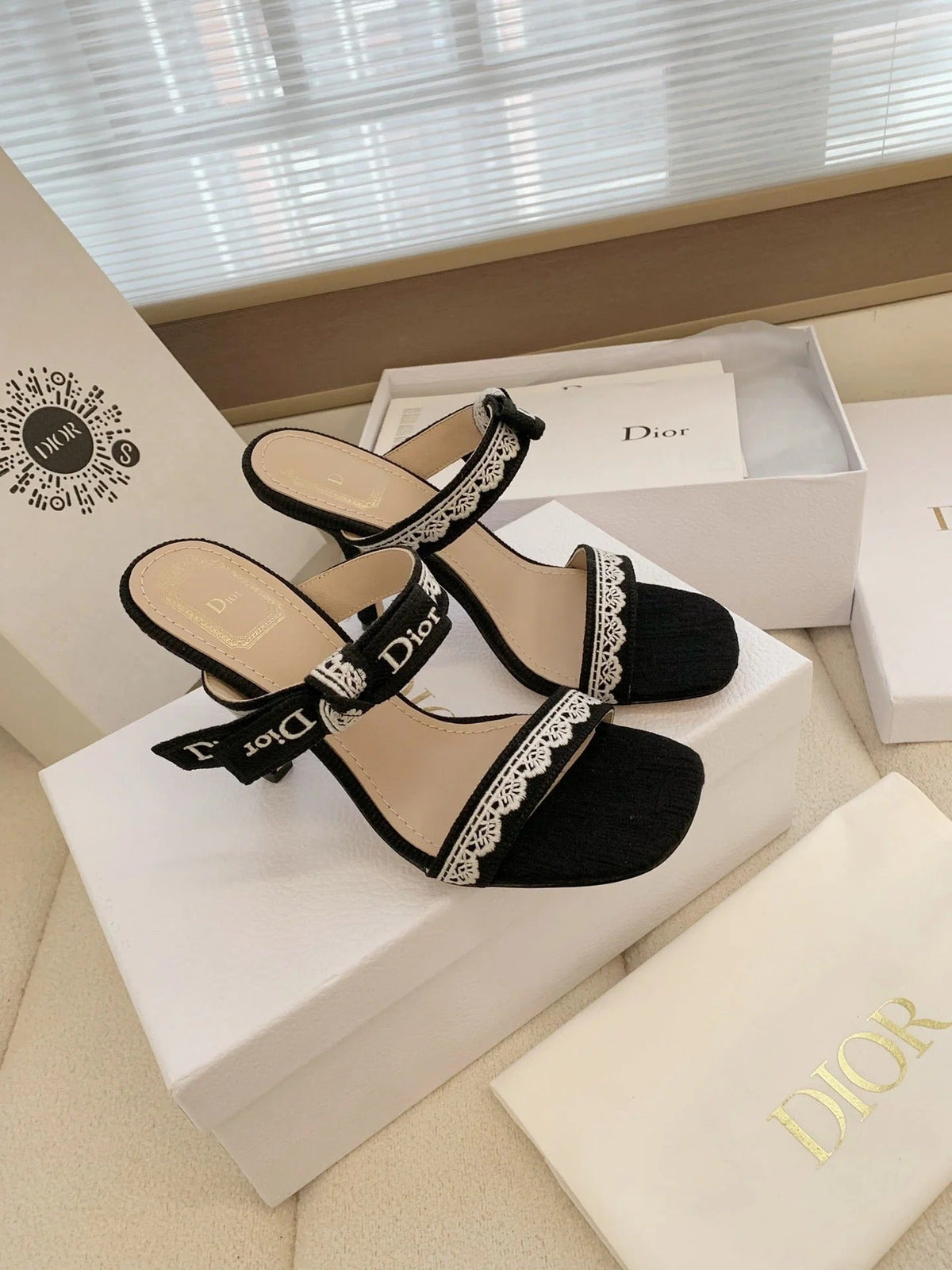 CD 26s High Heel Sandal 100 Black Canvas Sheepskin 664176