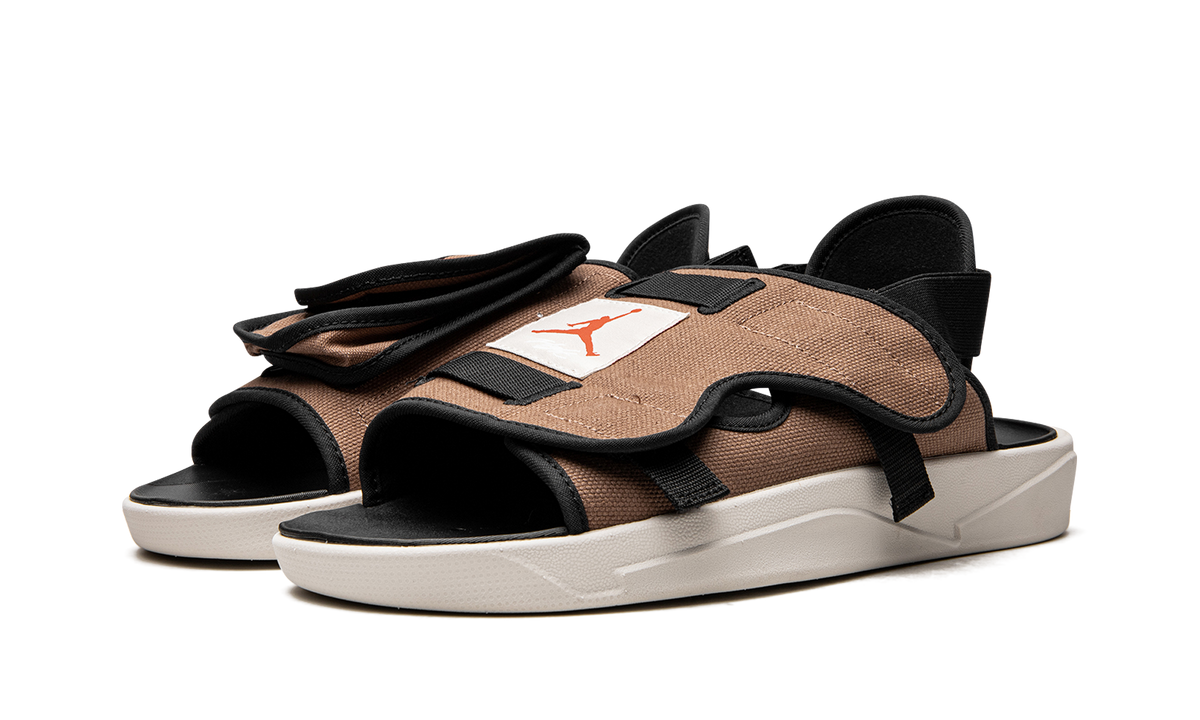 Jordan LS Slide brown CZ0791 201