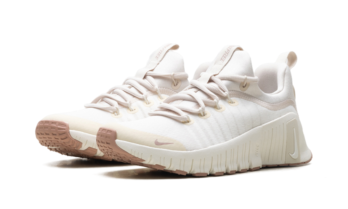 Free Metcon 6 WMNS Soft Pearl Pearl White Sail Particle Pink FJ7126 011