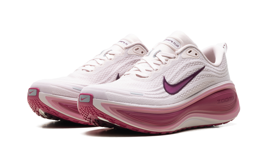 Vomero Plus Wmns Red HV8154 602