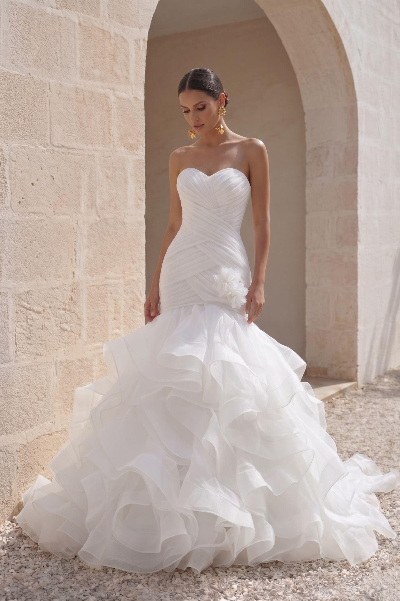 Trumpet-Mermaid Court Train Organza Wedding Dress LD3817
