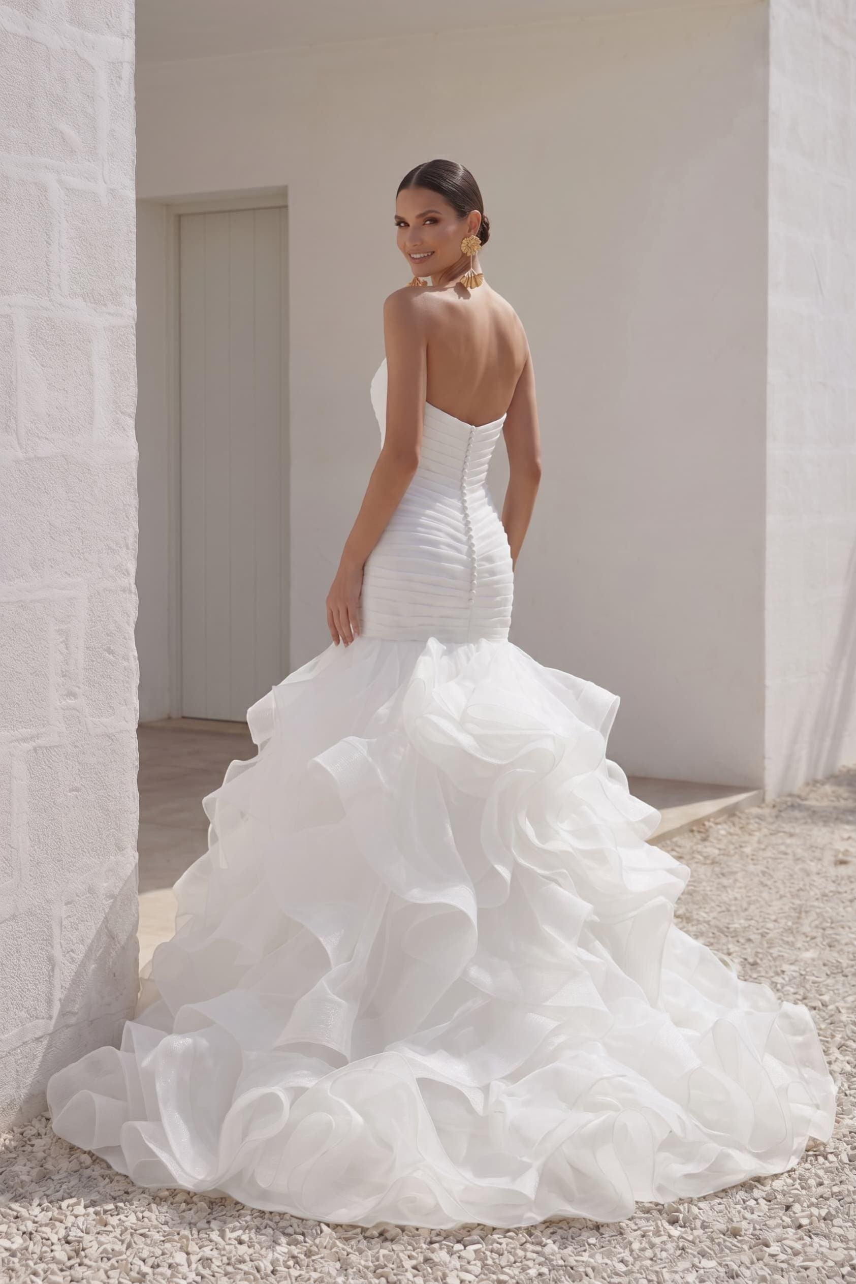 Trumpet-Mermaid Court Train Organza Wedding Dress LD3817