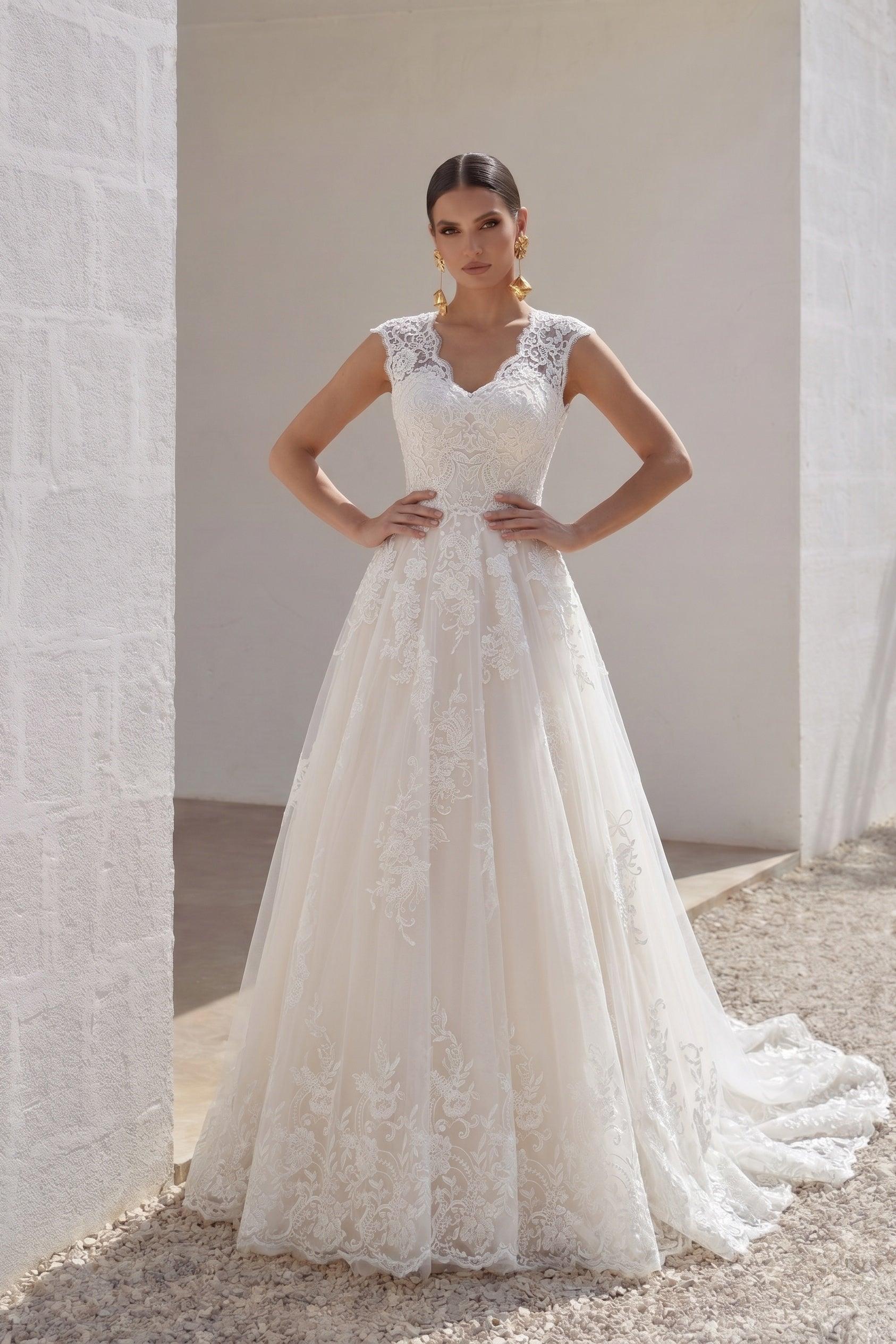 A-Line Court Train Tulle and Lace Wedding Dress LWXT16001