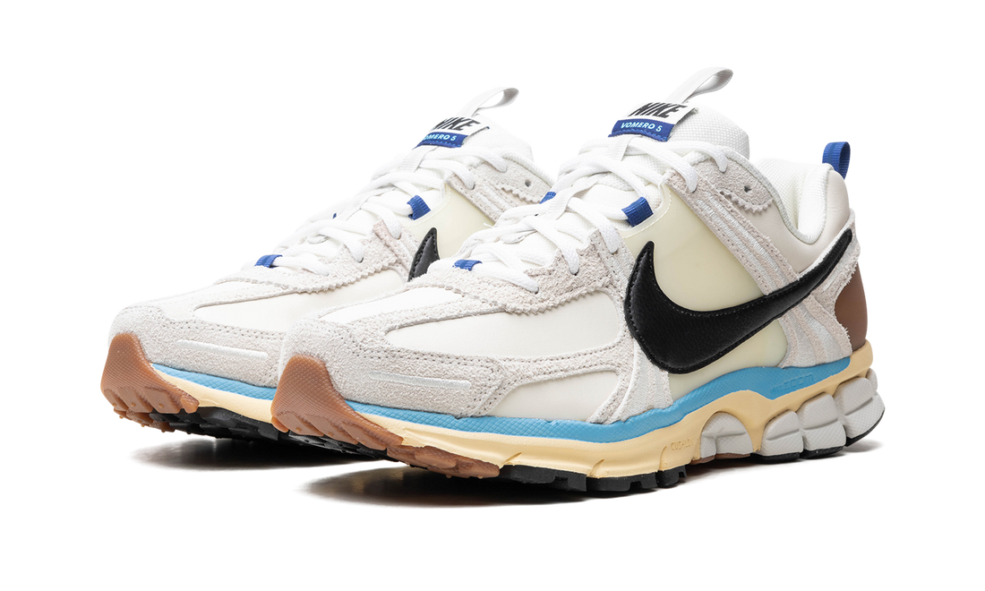 Zoom Vomero 5 WMNS Design By Japan HF4524 111
